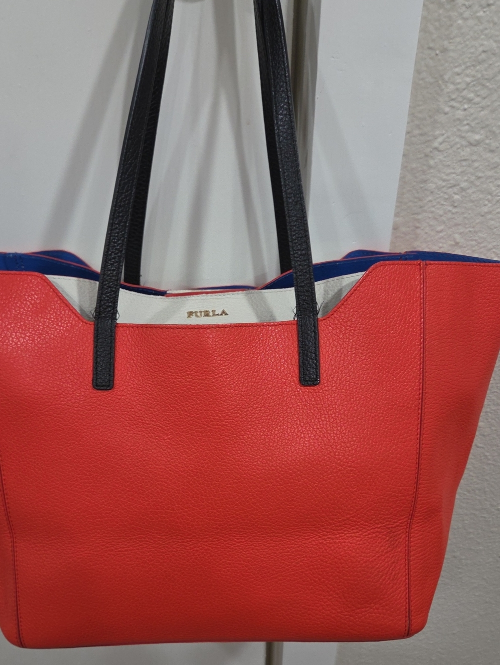 Furla Cream And Red Leather Tote with Black Handles Blue InteriorMade In Romania